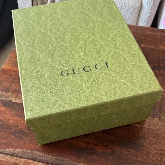 Gucci Brown Monogram Sneakers with White Sole - Picture 12 of 12